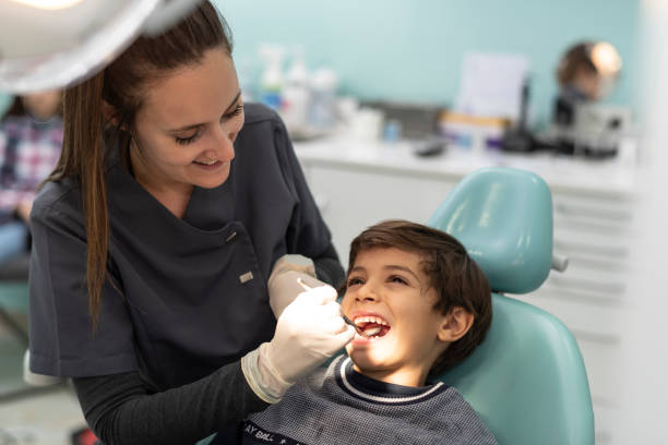 Best Emergency Root Canal Therapy in Lomira, WI
